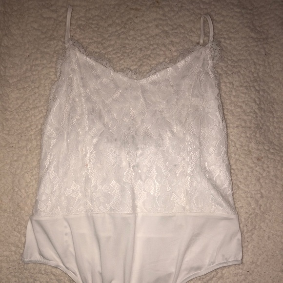 White lace bodysuit from misguided - Picture 2 of 7